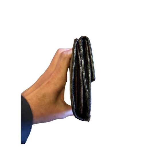 Vintage Gucci Wallet  - Picture 10 of 11